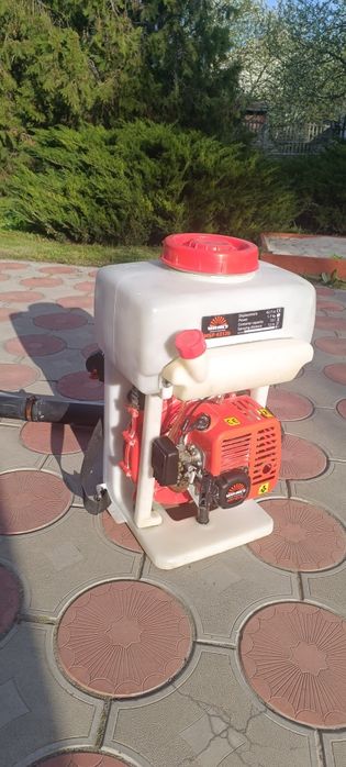 Продам Мотооприскувач