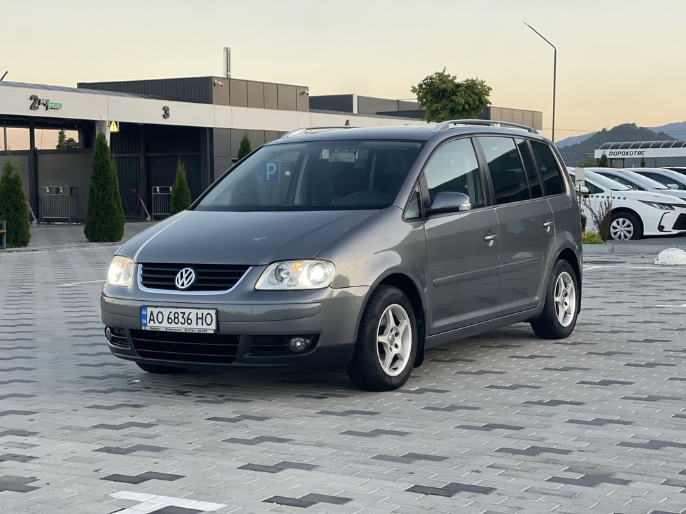 VW Touran 2.0 TDI Maximal