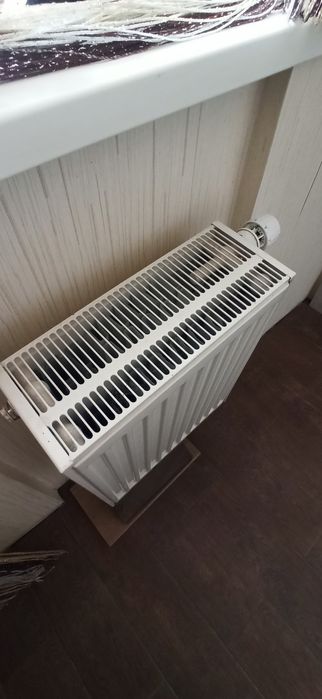 Батареї з терморегуляторами