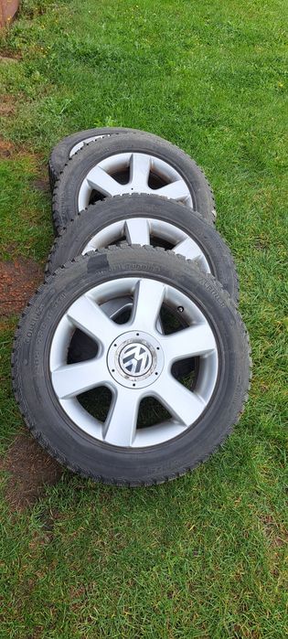 Alufelgi vw r16/205/55 z oponami zimowymi, vw touran, golf, passat