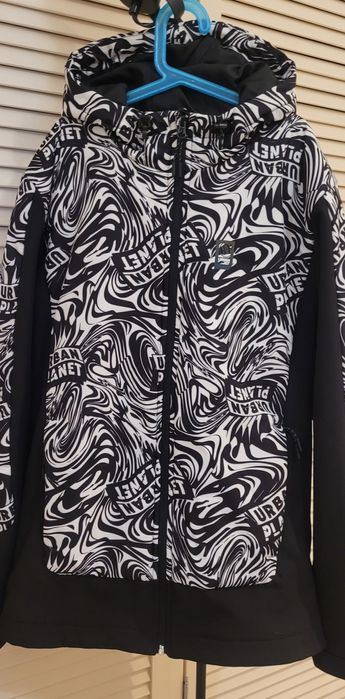 Демісезонна куртка софтшел з мембраною на флісі  - "Urban Planet" S ро