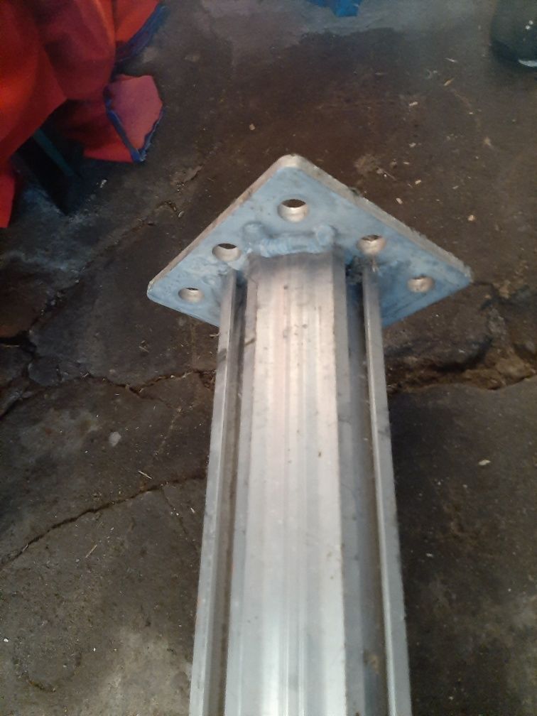 Stemple budowlane podpory metalowe