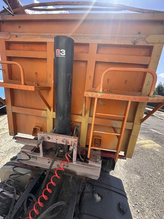 Напівпричіп STAS