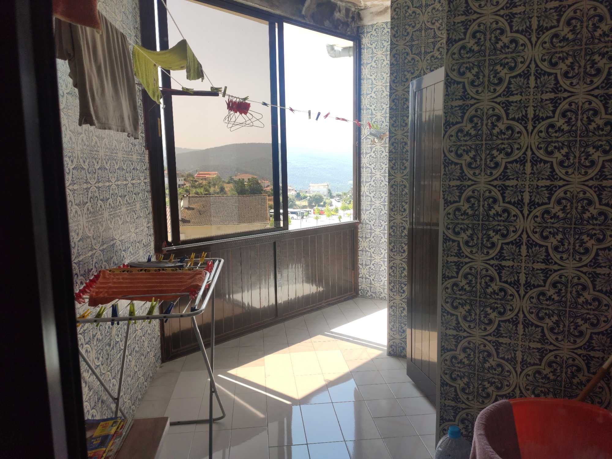 Apartamento em Largo do Conde de Castelo de Paiva