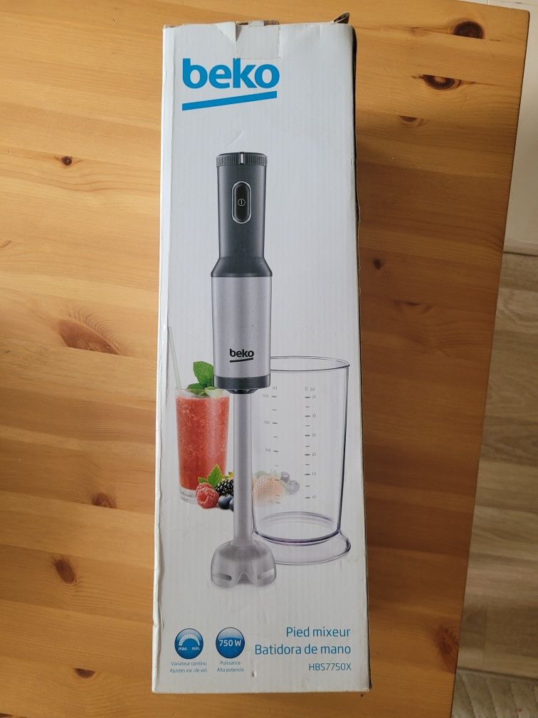 Nowy blender ręczny beko