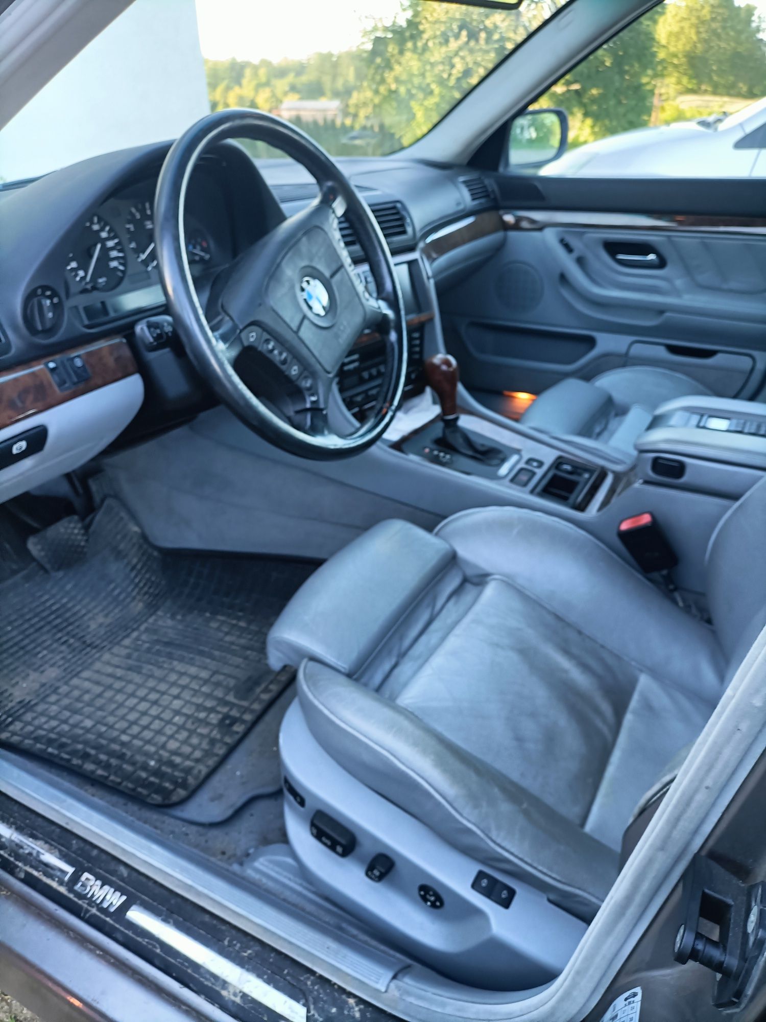 Sprzedam BMW E38