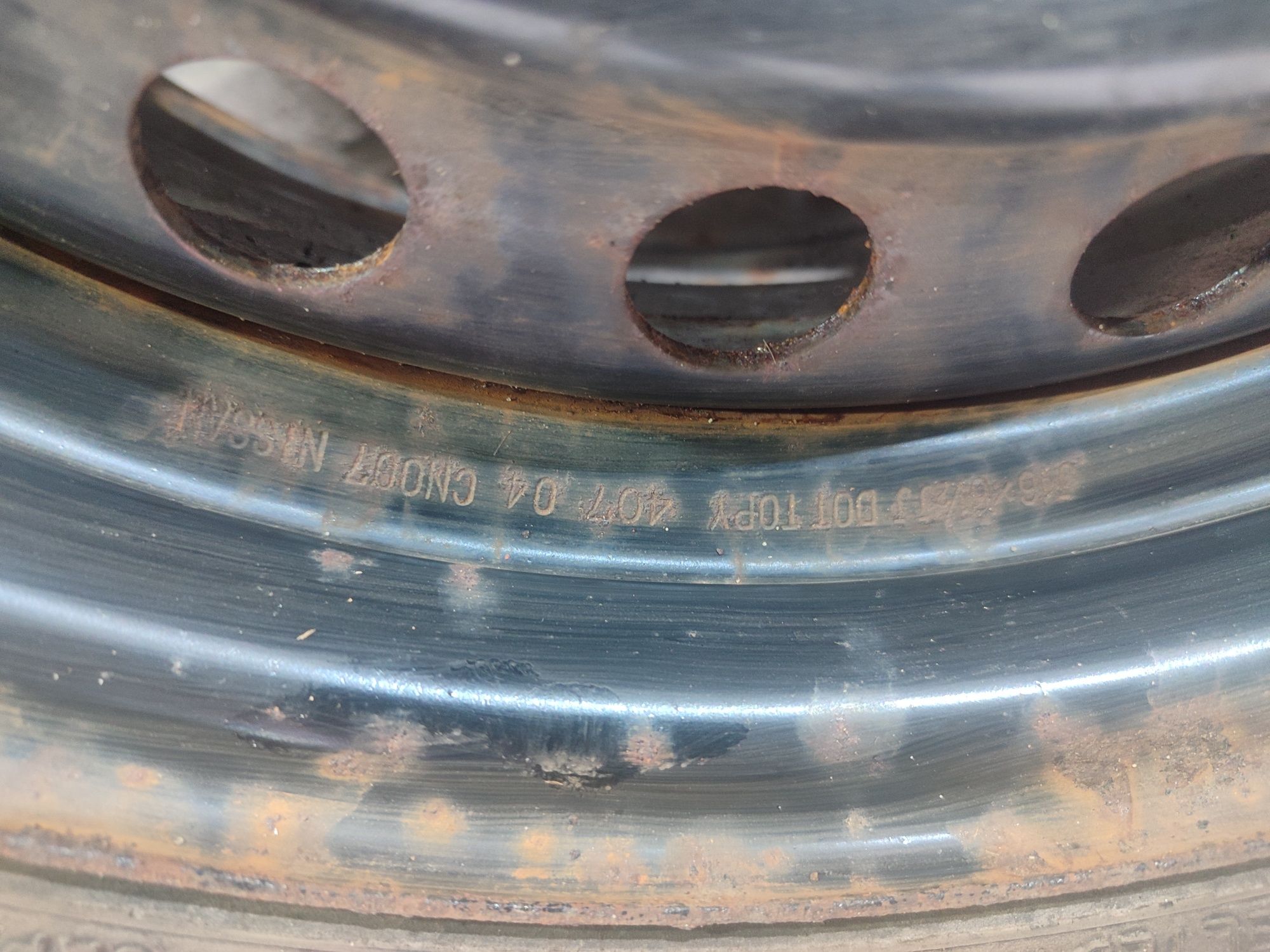 Запаска Nissan. R-16. 5×114.3