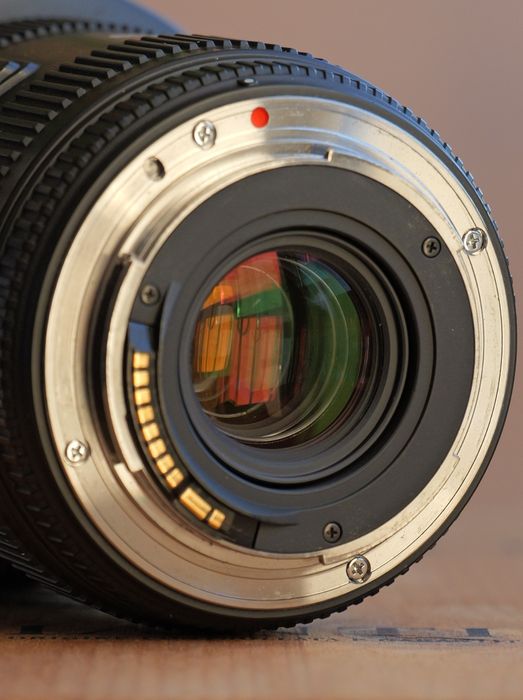 Sigma 12-24mm f4.5-5.6 cenon EF