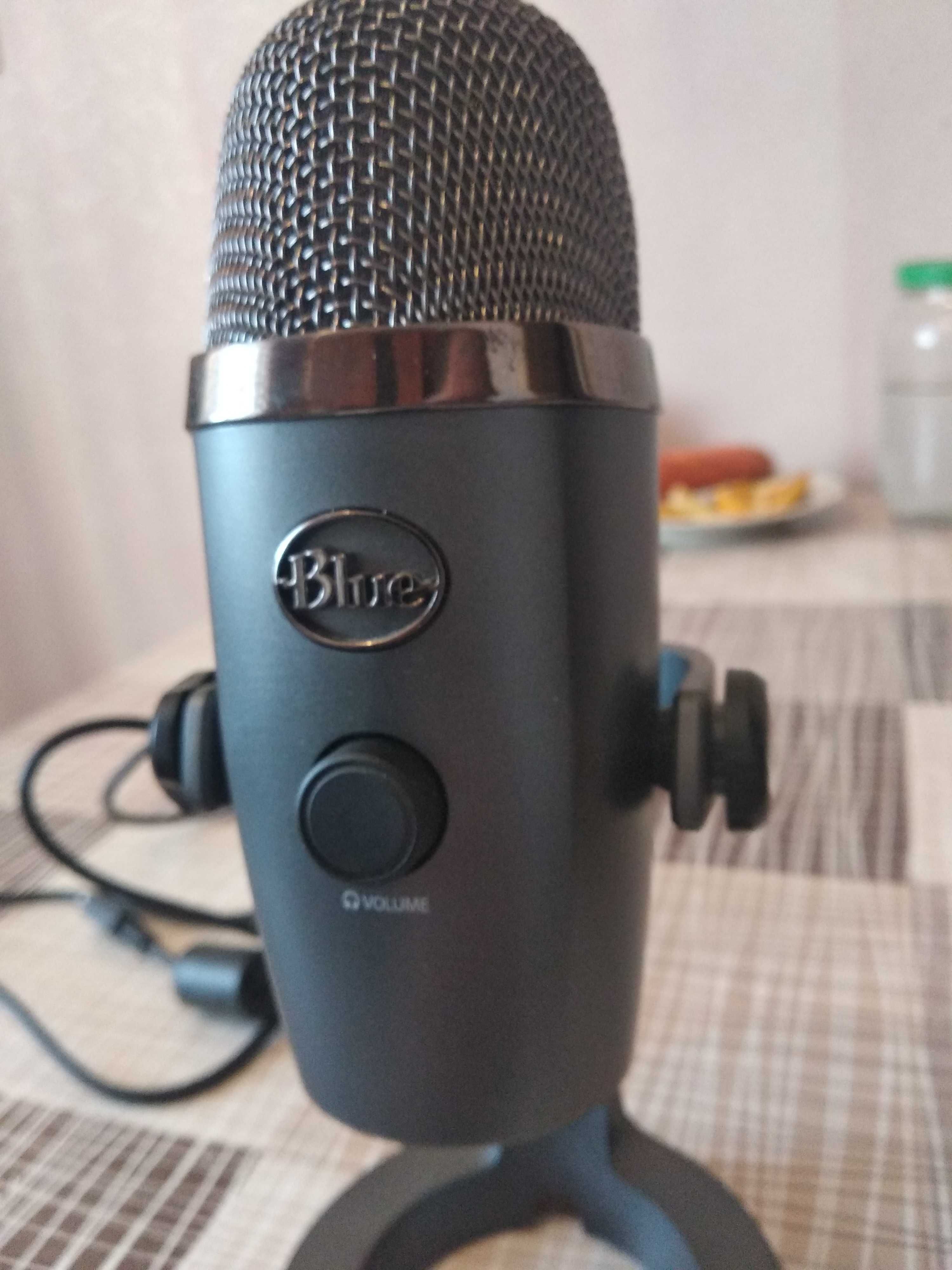 Мікрофон Blue Yeti Nano