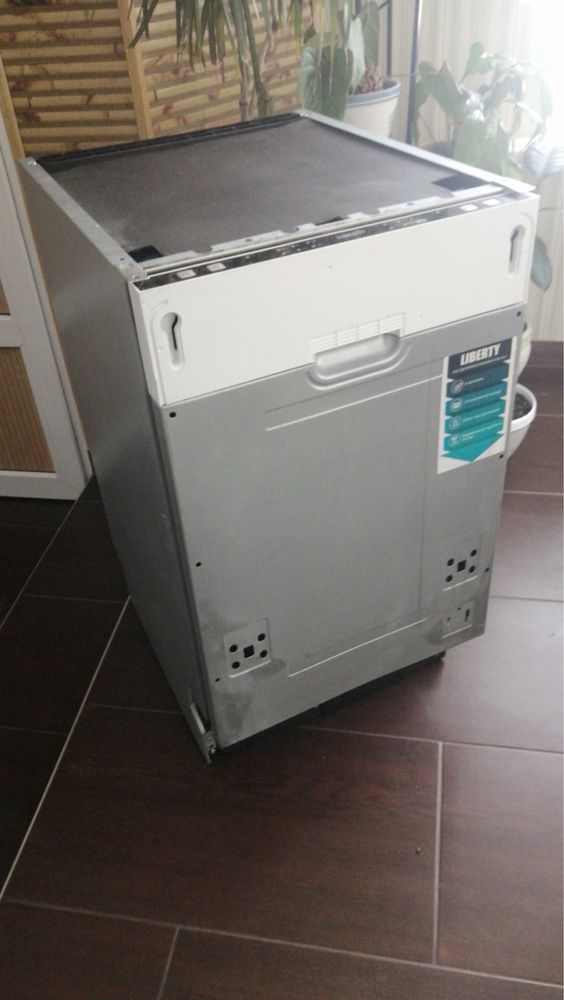 Посудомийна машина вбудована 45 см Liberty DIM 463