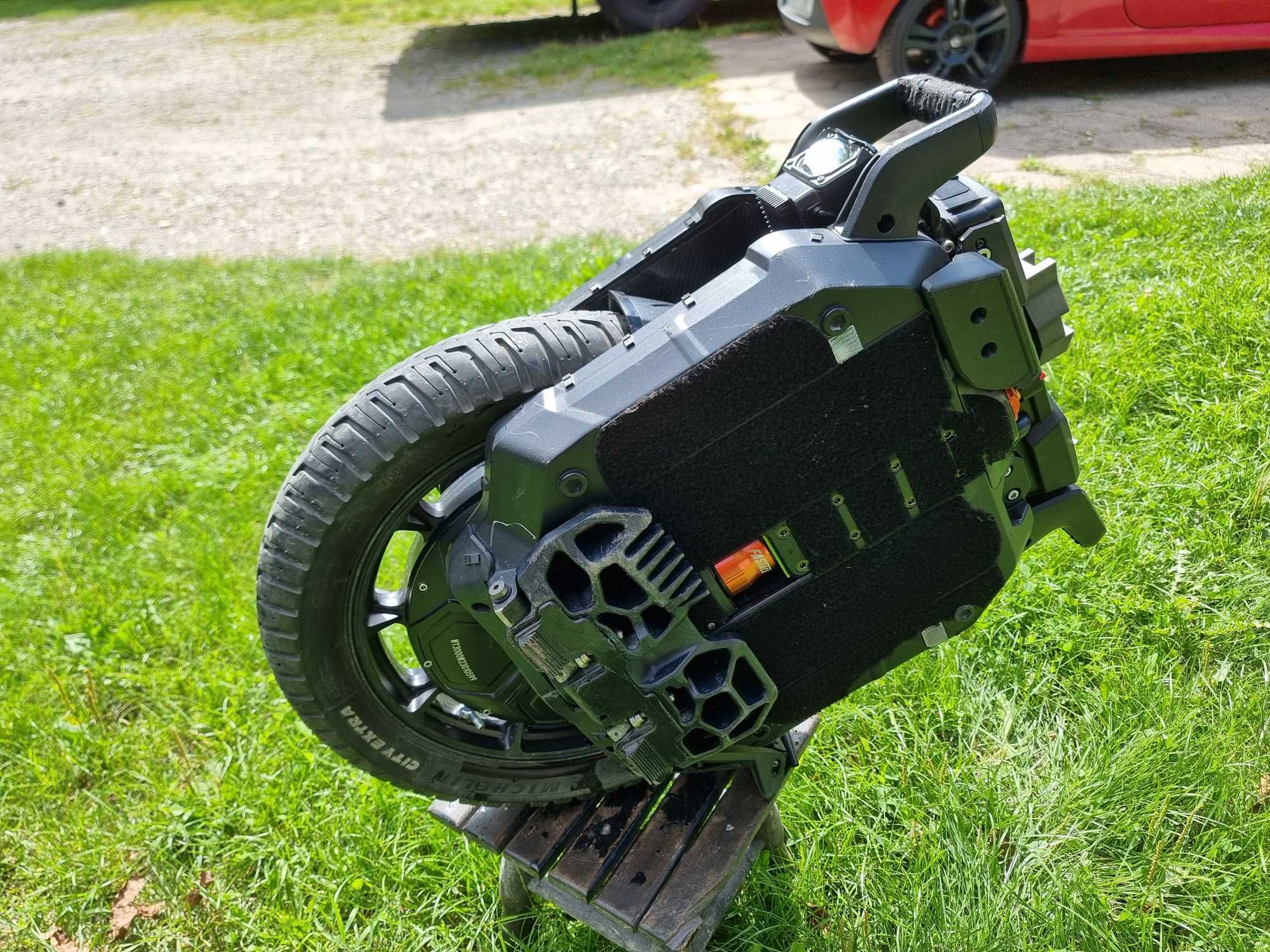 Monocykl Elektryczny Veteran Sherman S 3600Wh (dużo dodatków)