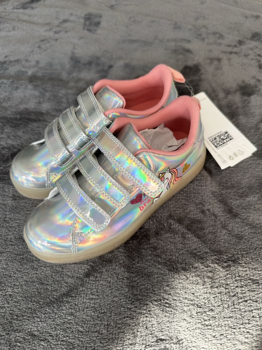 Кросівки H&M з підсвіткою для дівчинки. Єдиноріг. Розмір 31