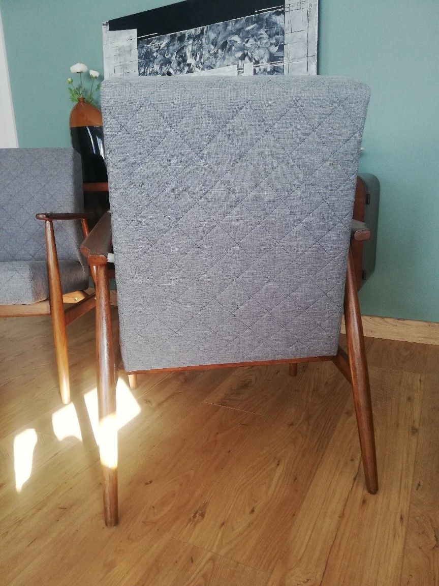 Fotel "Lisek" - klubowy PRL po kompletnej renowacji