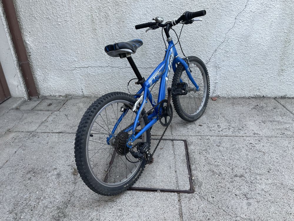 Bicicleta de criança marca Astro - roda 20” com 6 velocidades