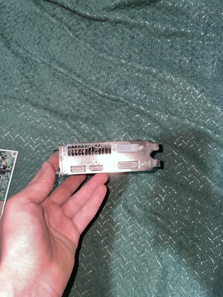 Відеокарта Gtx 950 2gb