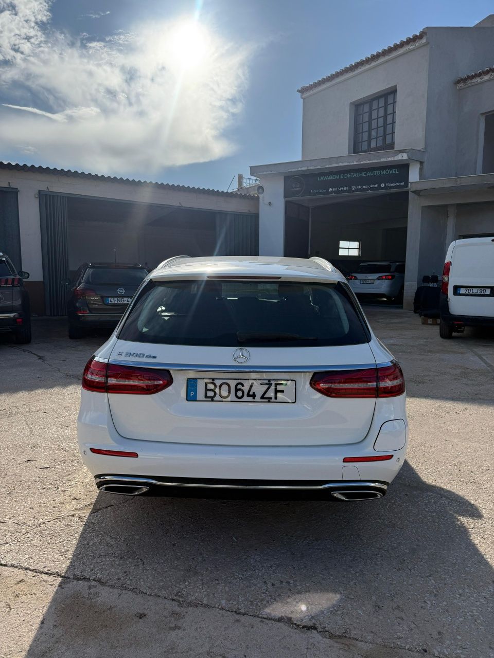 Mercedes e 300 de diesel hybrid