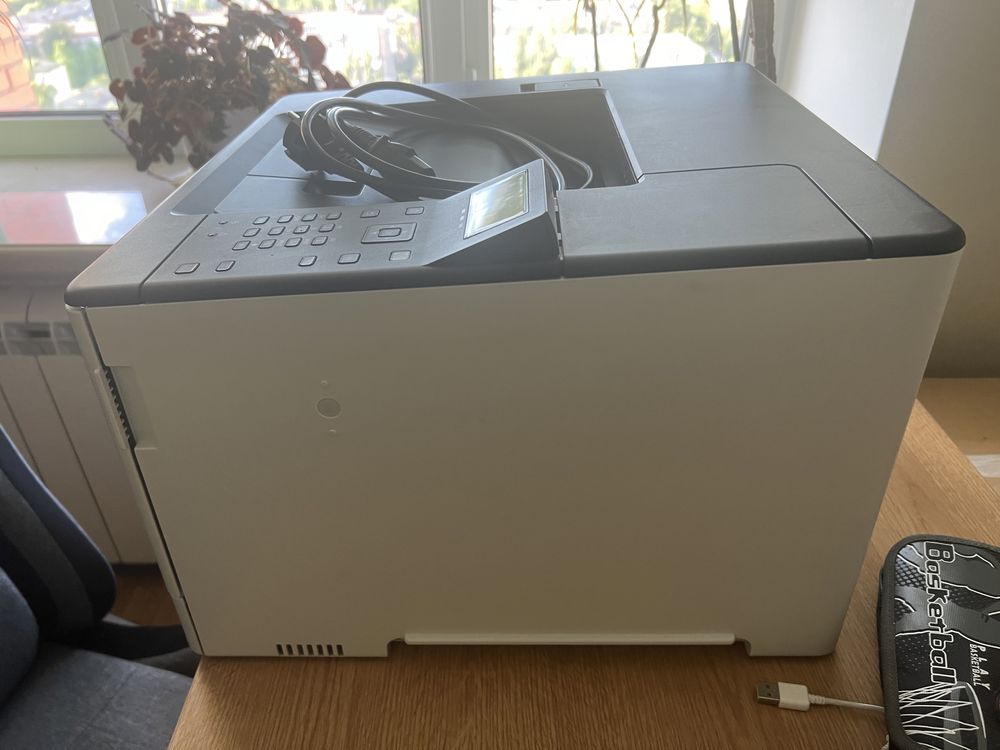 Продам лазарний кольоровий принтер Canon LBP673Cdw