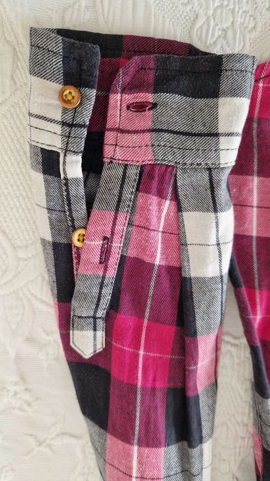 Camisa Xadrez flanela, botões dourados, tamanho S
