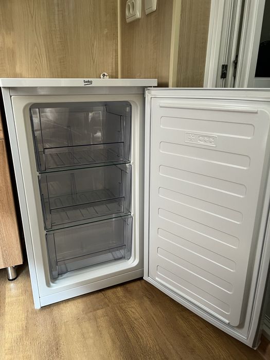 Морозильная камера Beko