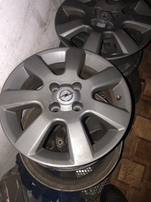 Продаються титанові диски