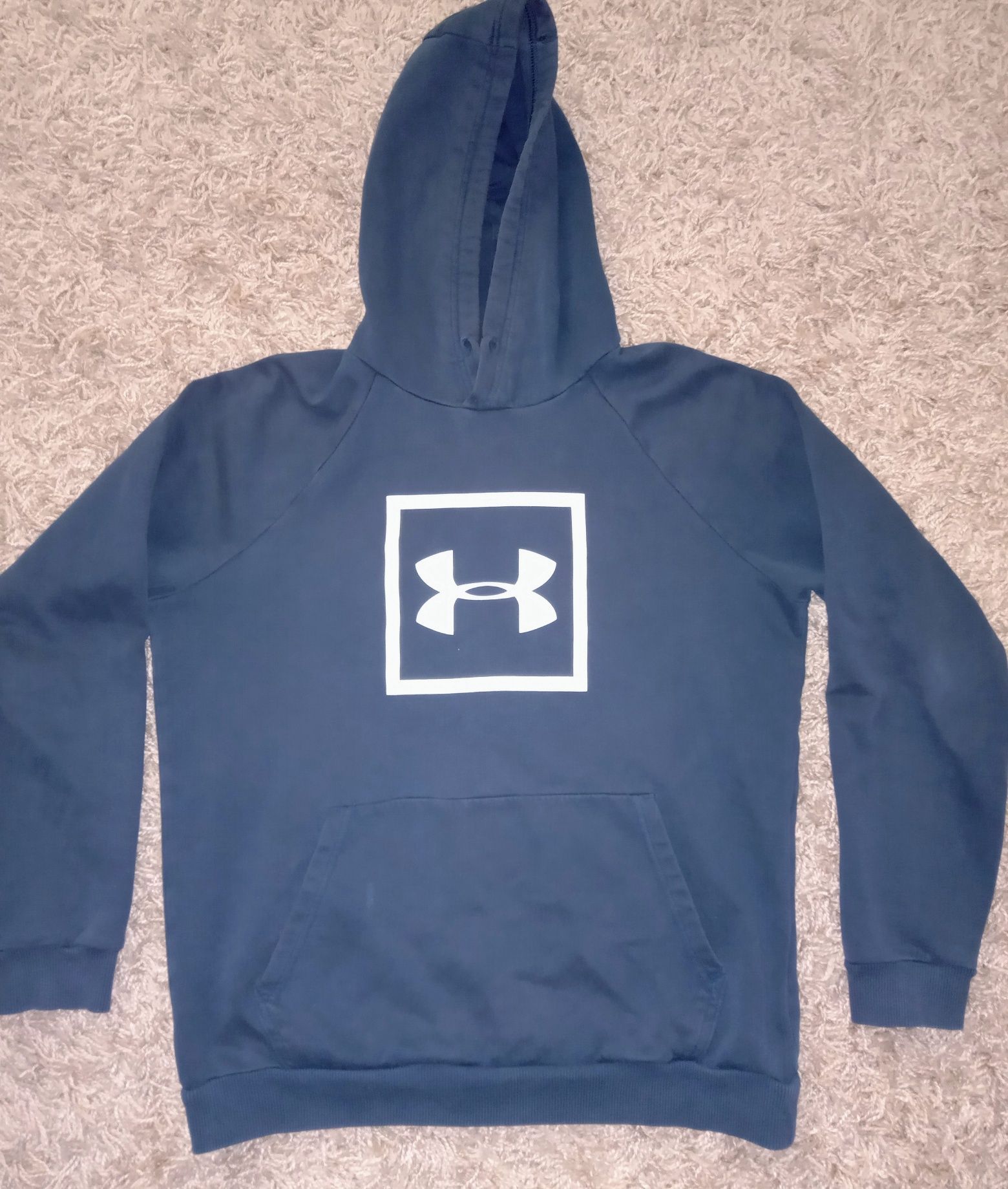 Granatowa bluza Under Armour