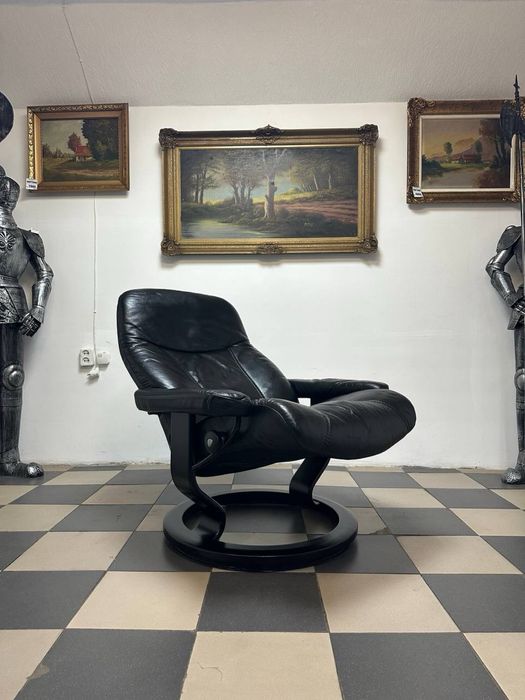 Крісло шкіряне з підставкою для ніг кресло кожа 3605