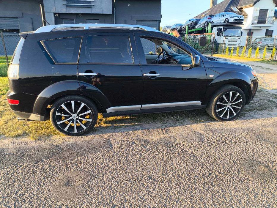 Mitsubishi Outlander XL, 2010р  для військових