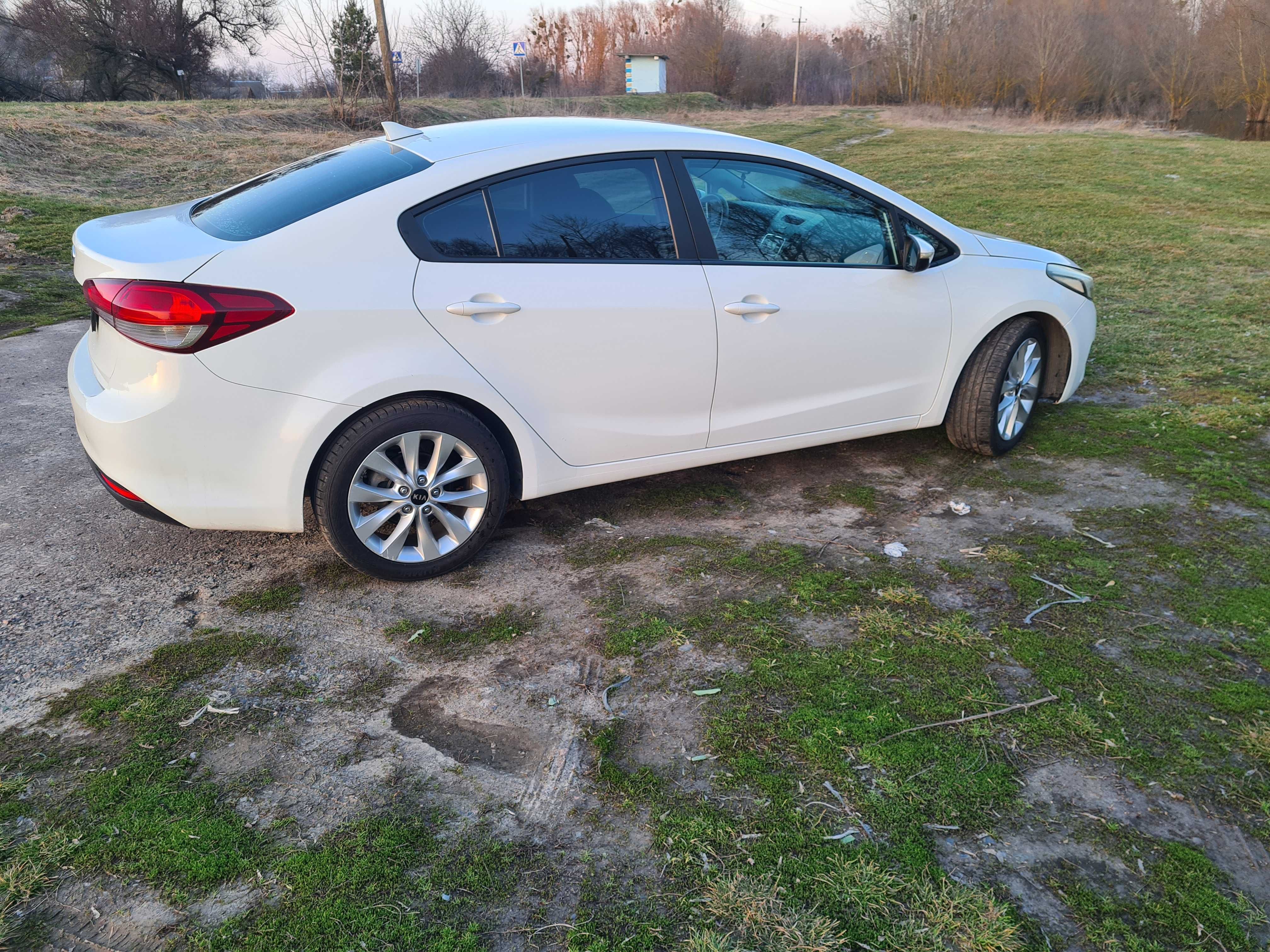 Kia Forte 2016 2,0 автомат