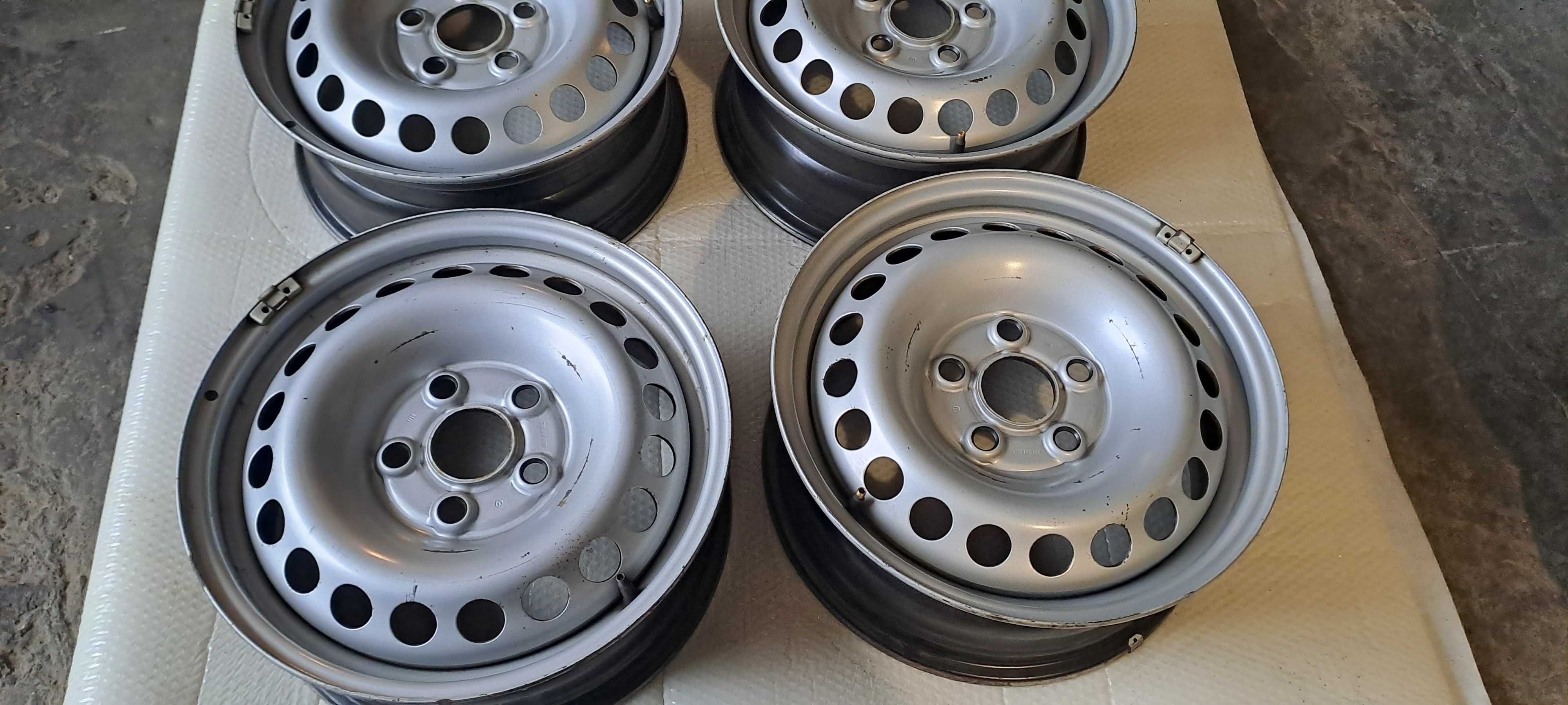 VW 7H0 T5 T6 ORG. Felgi stalowe 6,5J / 16" / 5x120  ET51 Komplet 4 szt
