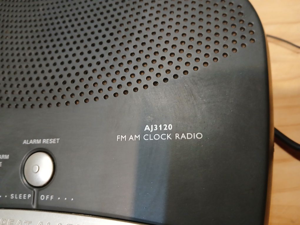Radiobudzik Philips AJ3120