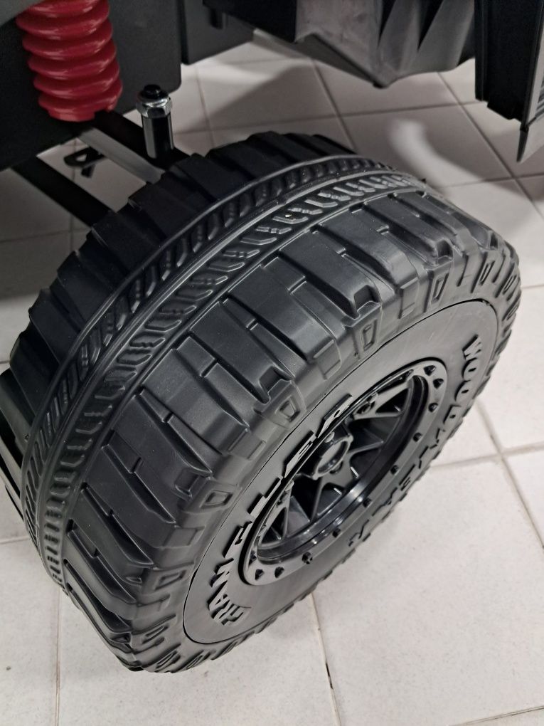 Carro elétrico criança jipe wrangler 2 lugares 24v
