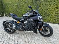 Ducati Diavel V4
