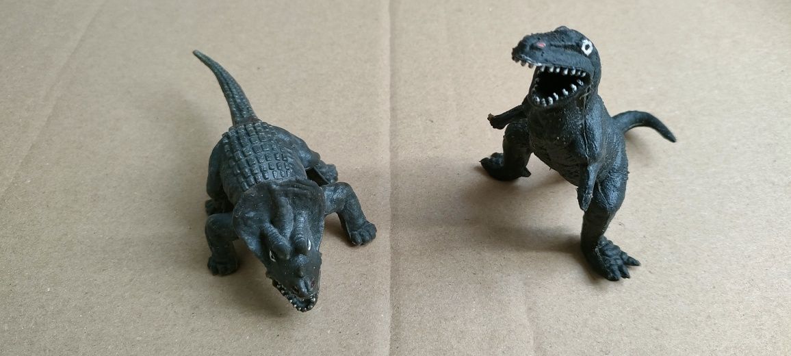 Dinozaury Zabawki PRL - Triceratops i Tyranozaur