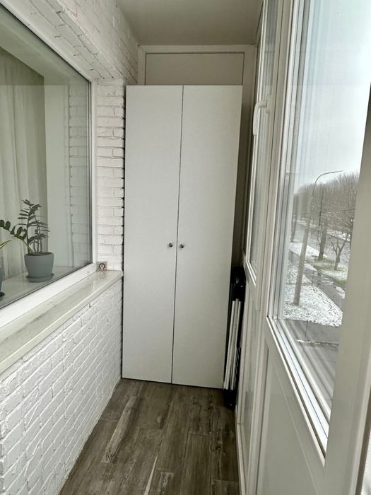 Продам 4 -кімнатну квартиру