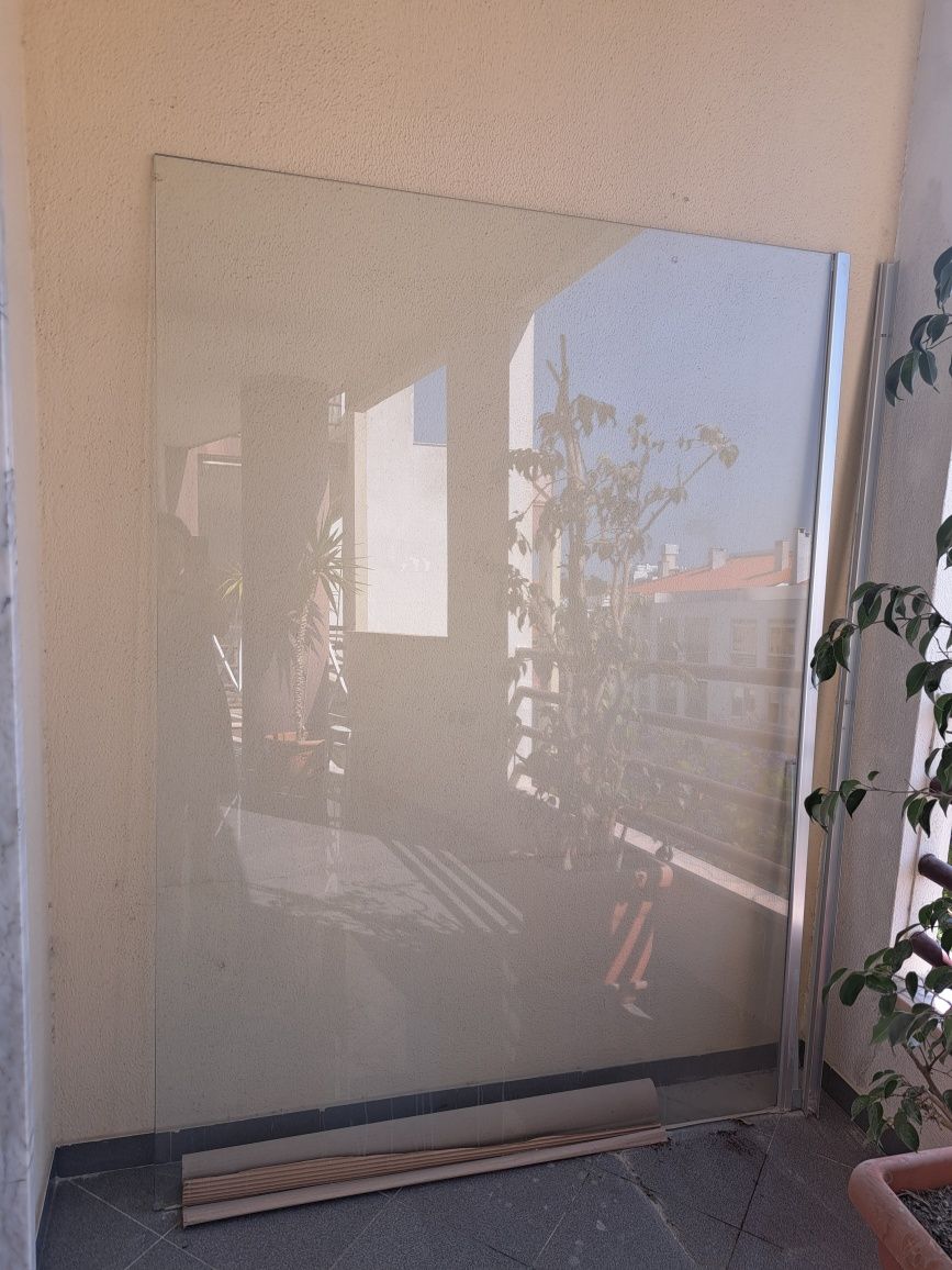 Resguardo duche 138.5 x 190 cm como novo