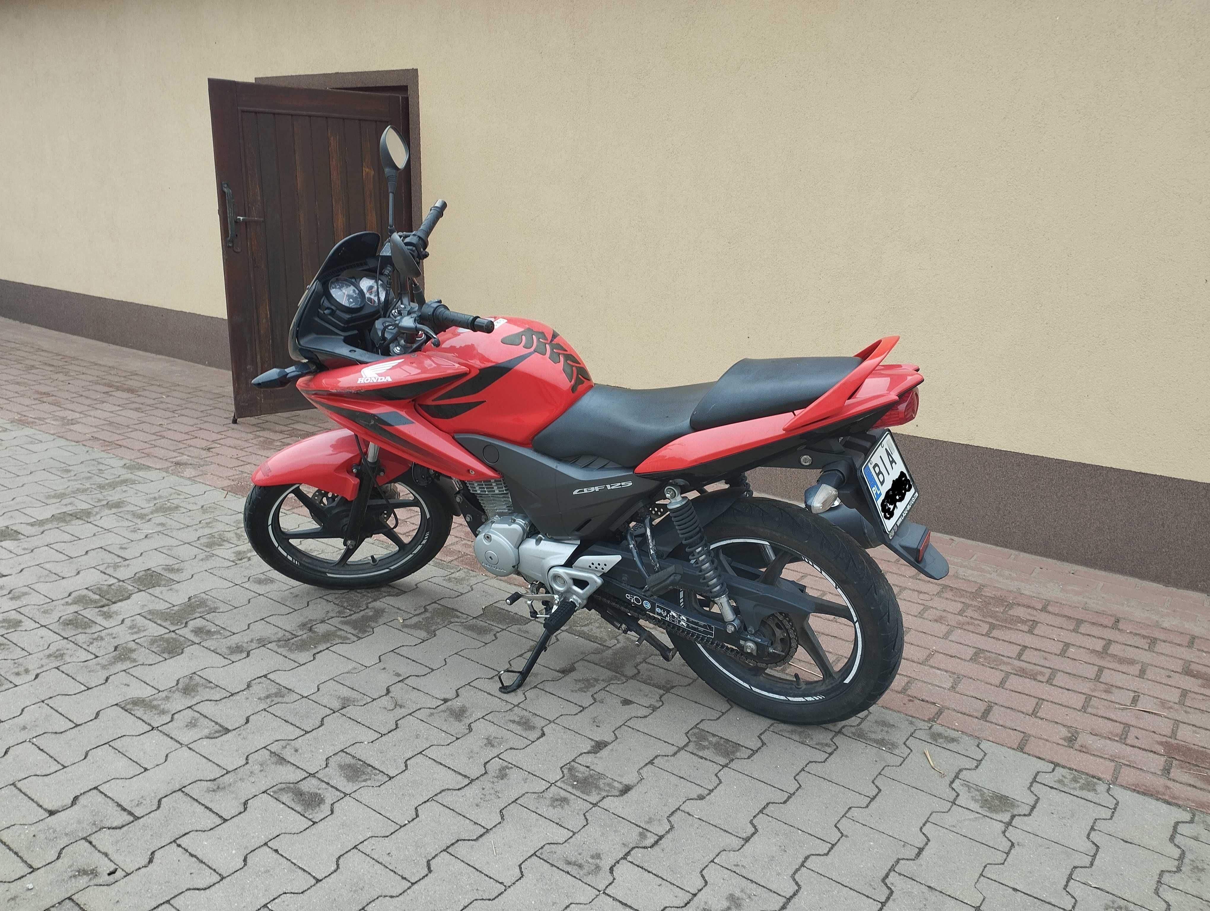 Motocykl Honda CBF 125 M
