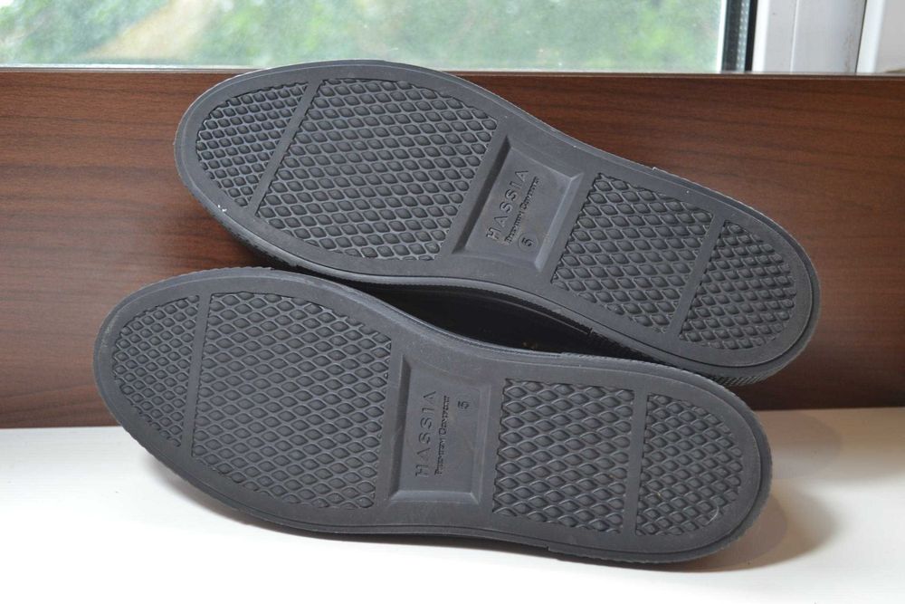 Hassia shoes 38р кожаные сникерсы кроссовки туфли