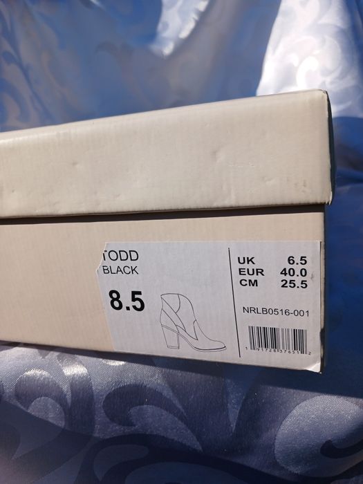 Нові черевики жіночі демісезонні