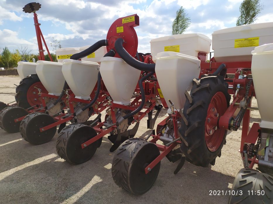 Сівалка пневматична УПС-8 СУ кукурудзяна,соняшникова,гарбузова