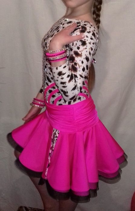 Сукня плаття для бальних танців - латина