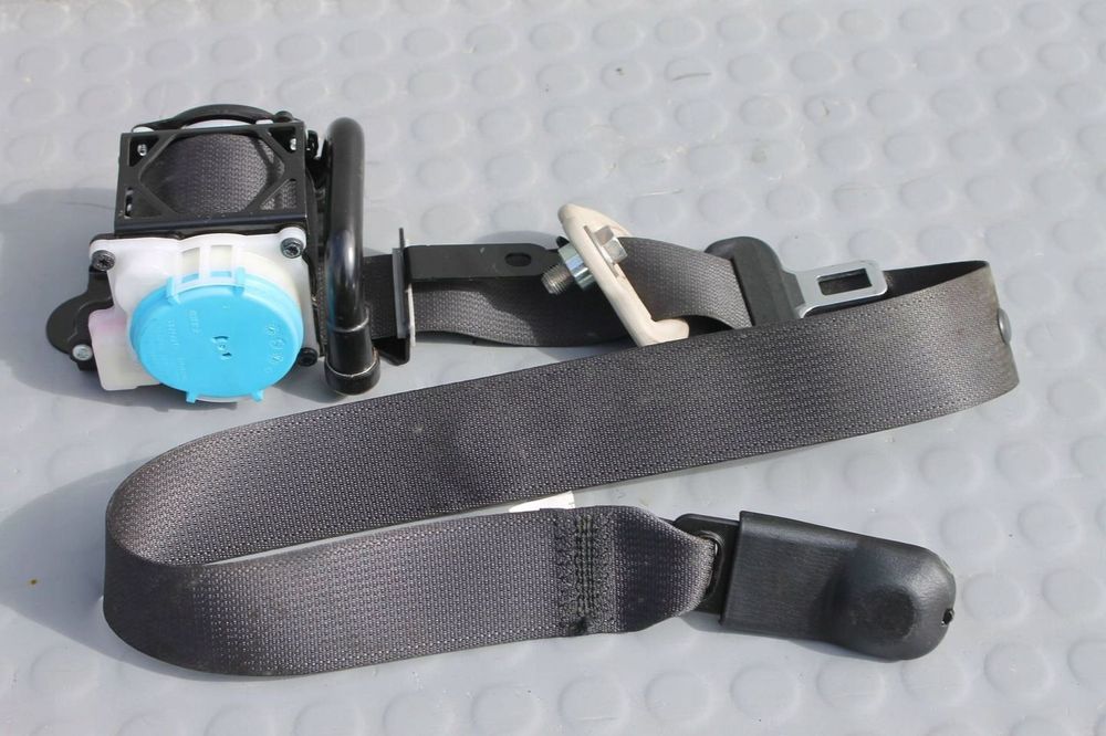 PAS BEZPIECZĘŃSTWA LEWY PRZÓD KIEROWCY MAZDA CX-3 15-21