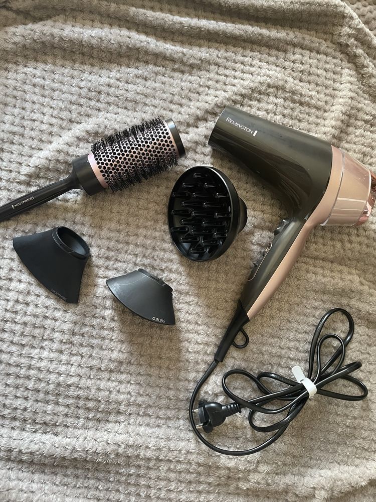 Suszarka do włosów REMINGTON Curl & Straight Confidence D5706