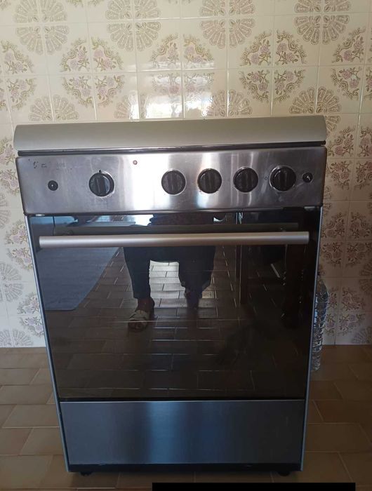 Fogão a gás e forno