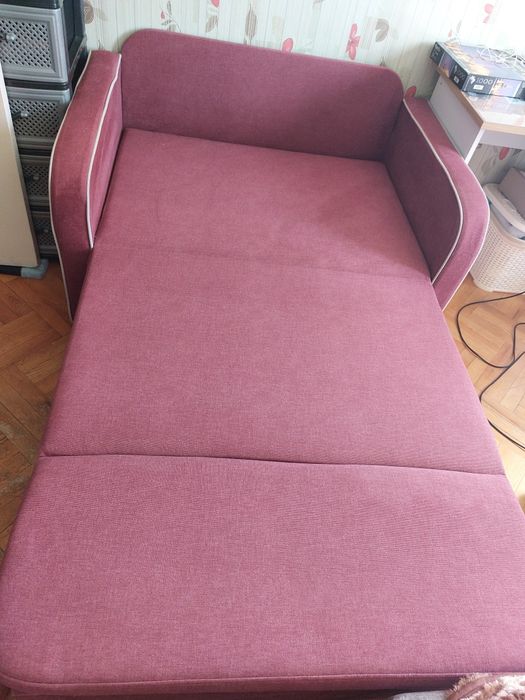 Продам б/у диван в хорошому стані