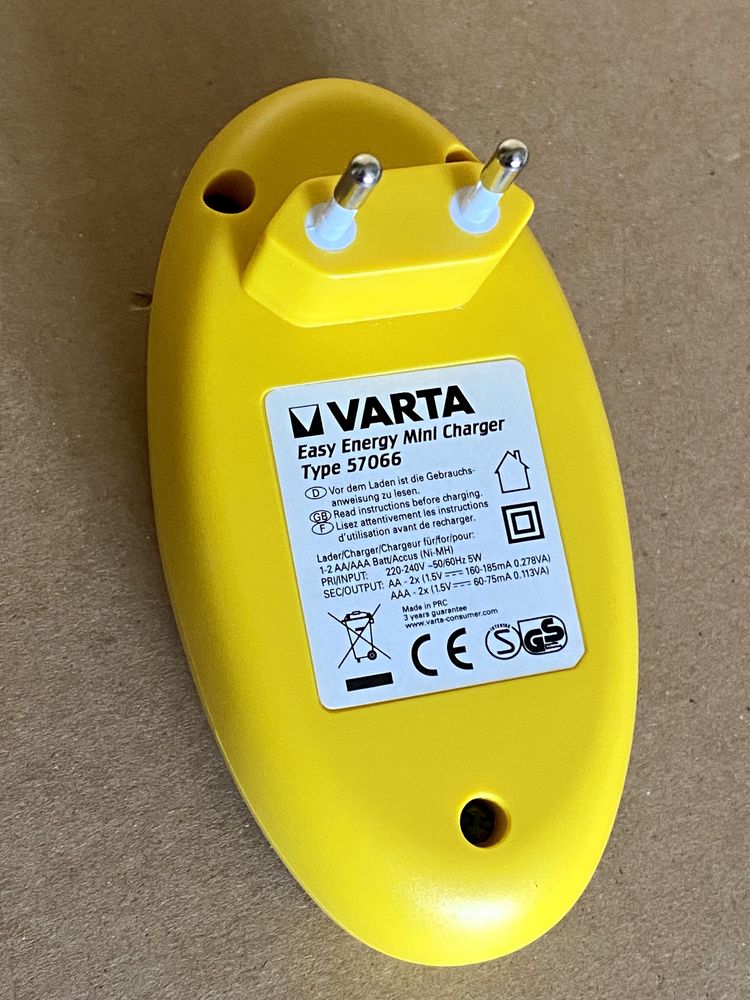 VARTA Mini Charger - ładowarka akumulatorów AA i AAA