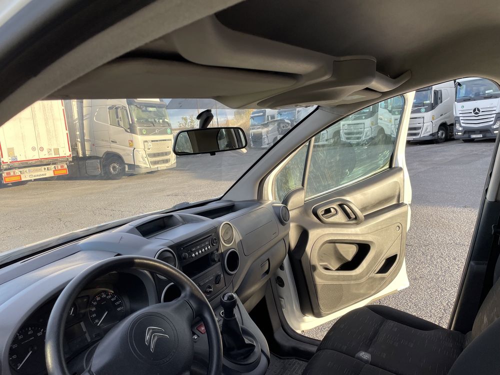 Citroen Berlingo 2019 р. випуску в експлуатацію пасажир свіжопригнаний