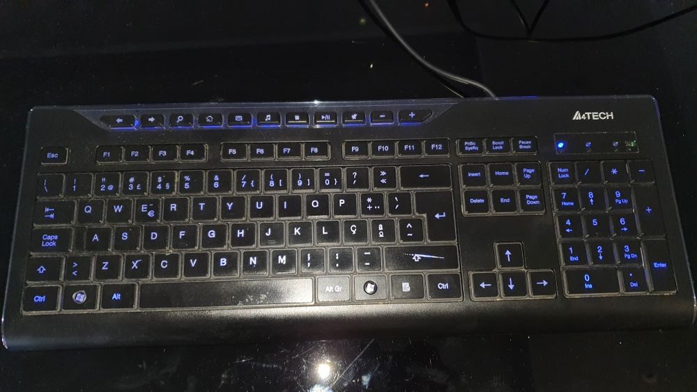 Teclado A4Tech KD-800L Retroiluminado64284593877891124