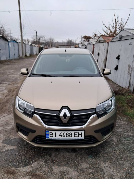 Автомобіль Рено Логан