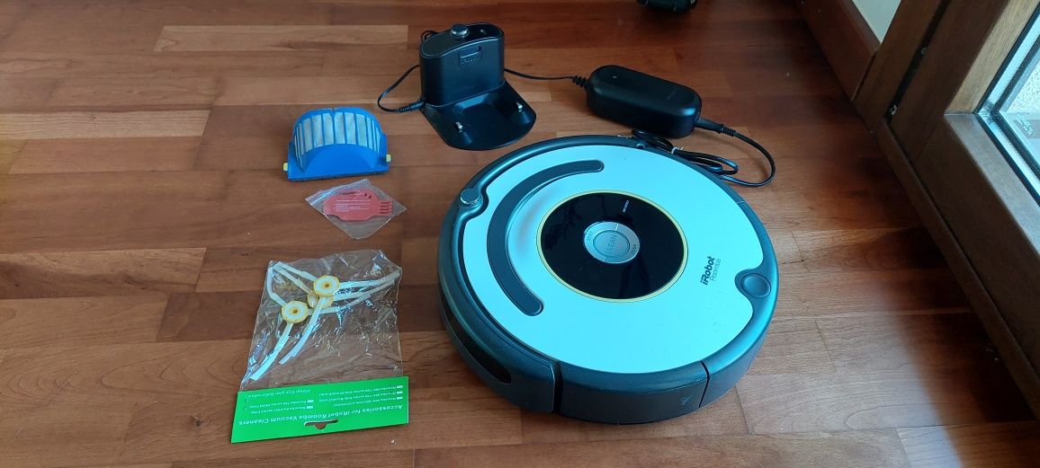 Aspirador Robot iRobot Roomba 620 + recargas adicionais