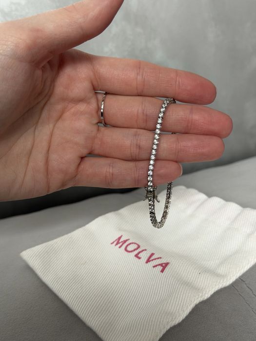 Елегантний тенісний браслет від укр. бренду Molva